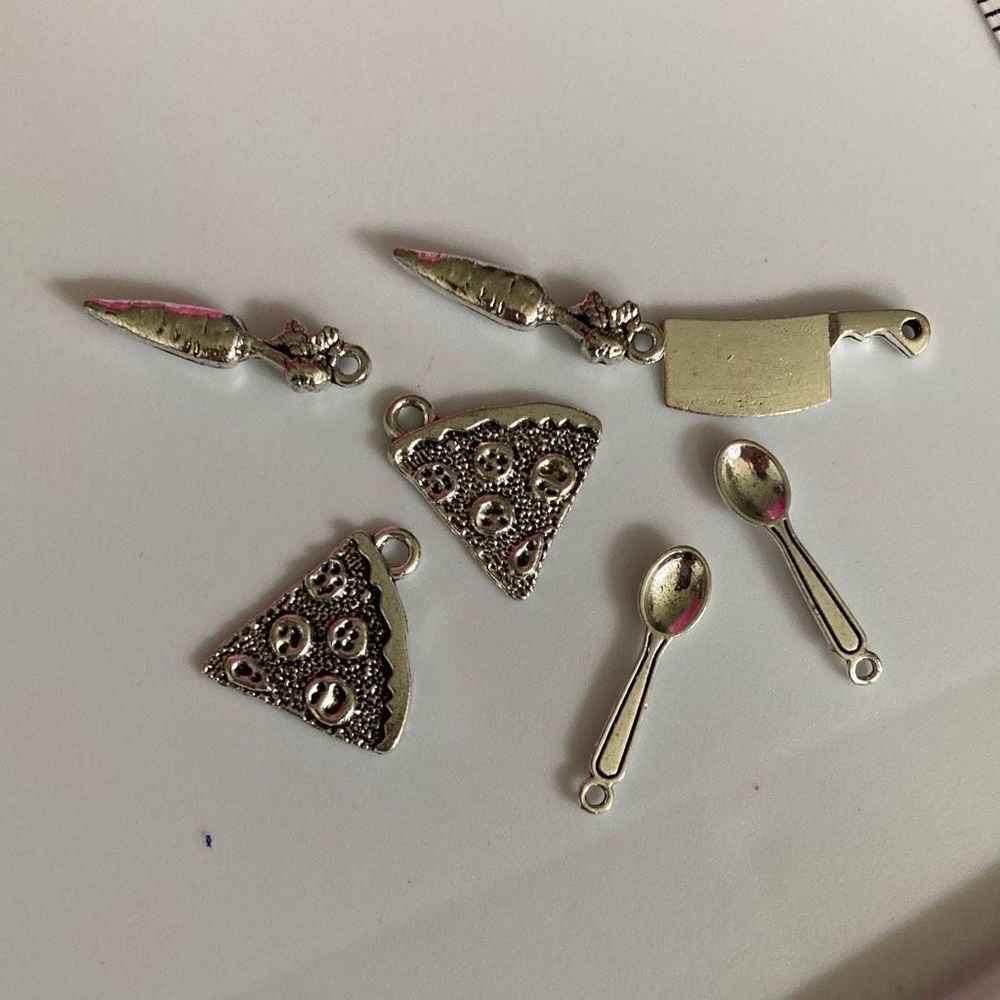 Necklace bracelet, charm, pendants, Food kitchen, pizza
No chain included